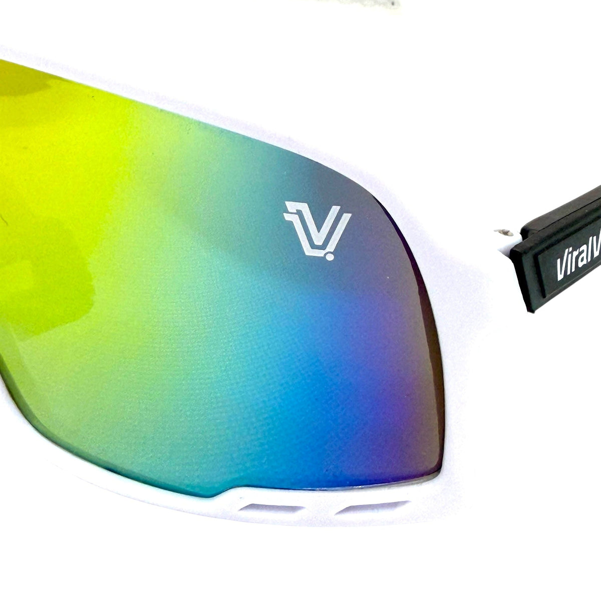 Viral Vue Sunglasses (4 colors)
